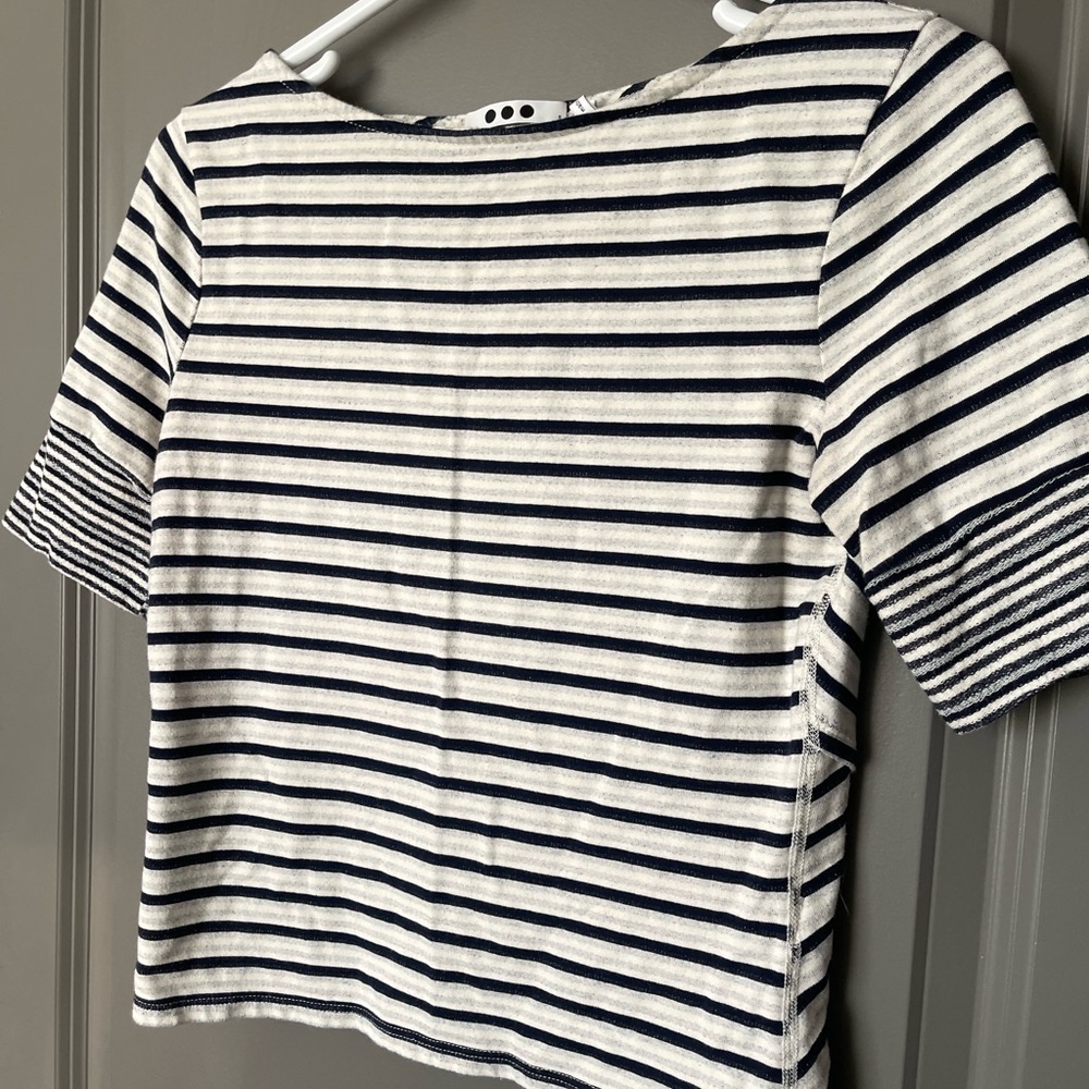 Title Nine Navy and White Striped Short Sleeve Tee small - Picture 4 of 4